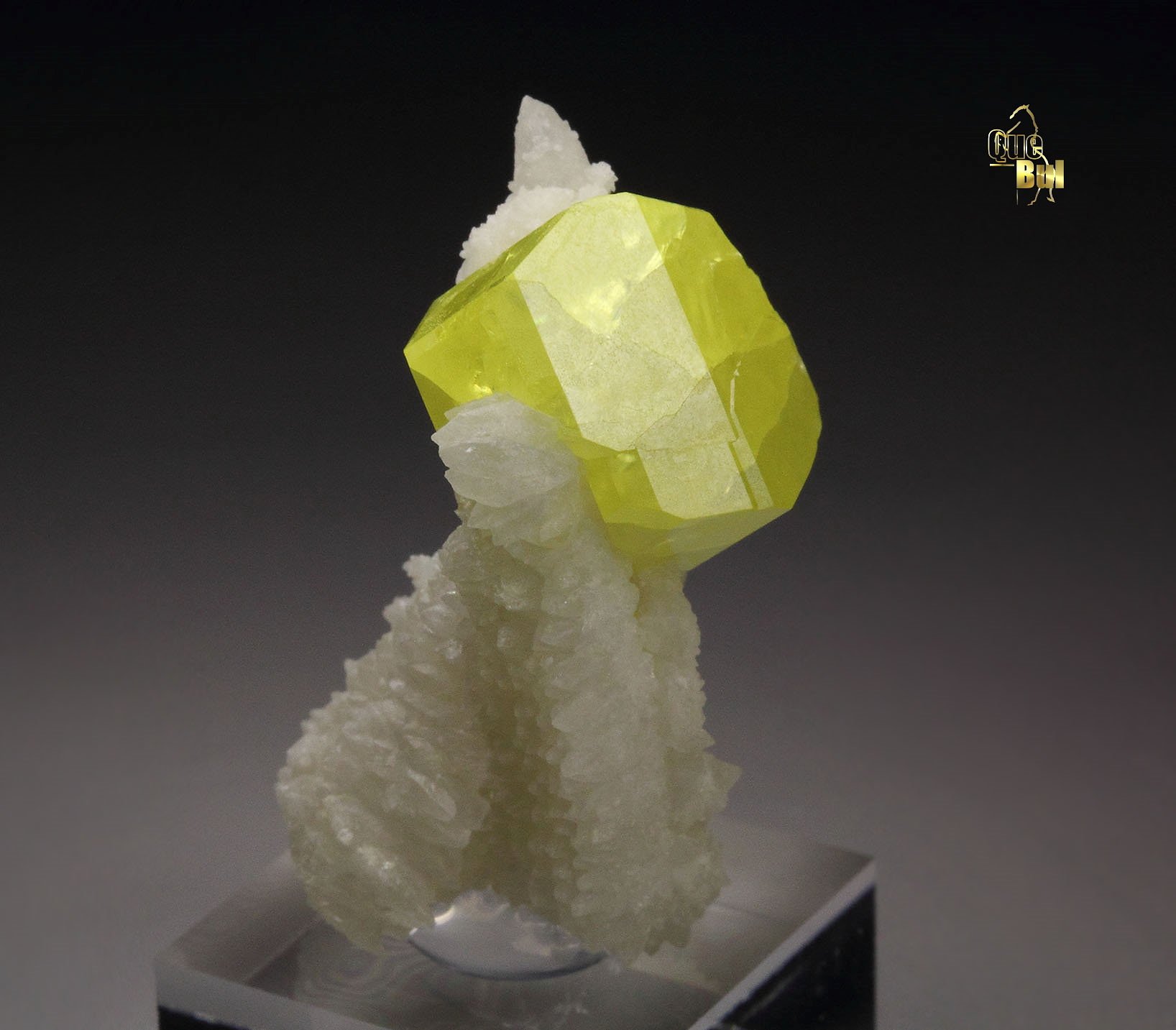 SULPHUR, ARAGONITE