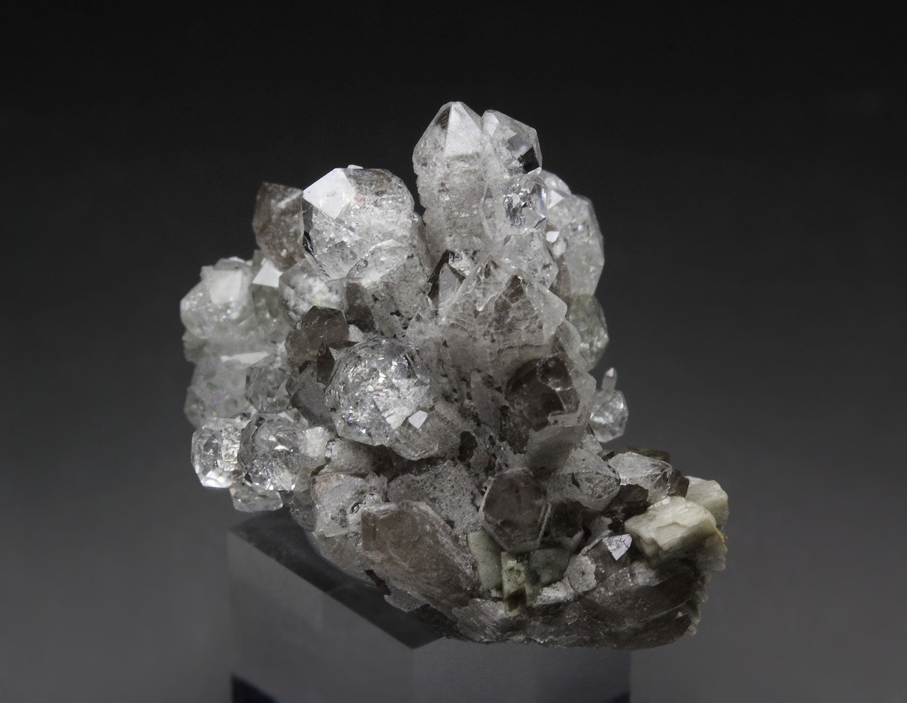 gem ANALCIME, QUARTZ