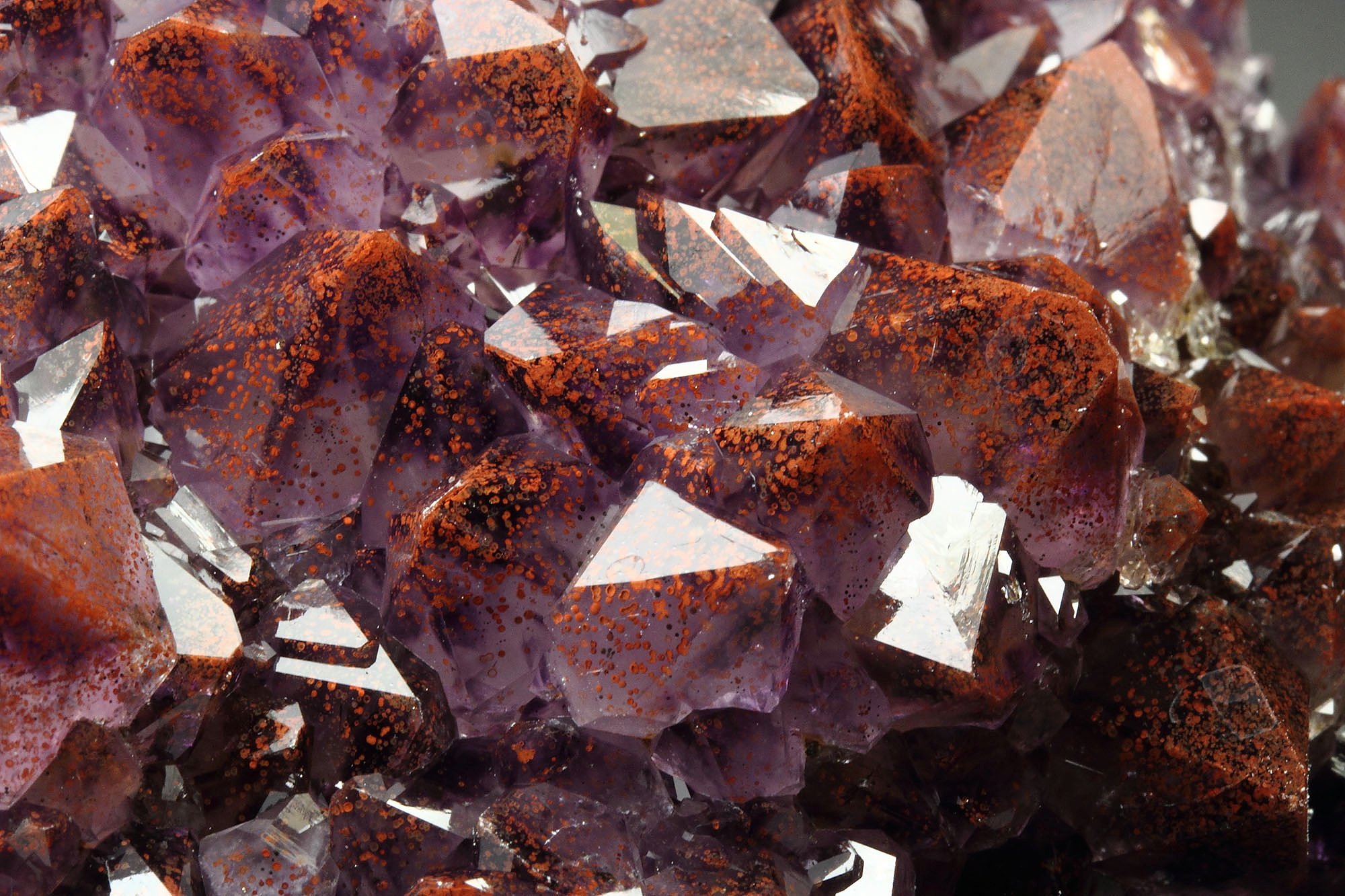 QUARTZ var. AMETHYST with HEMATITE inclusions