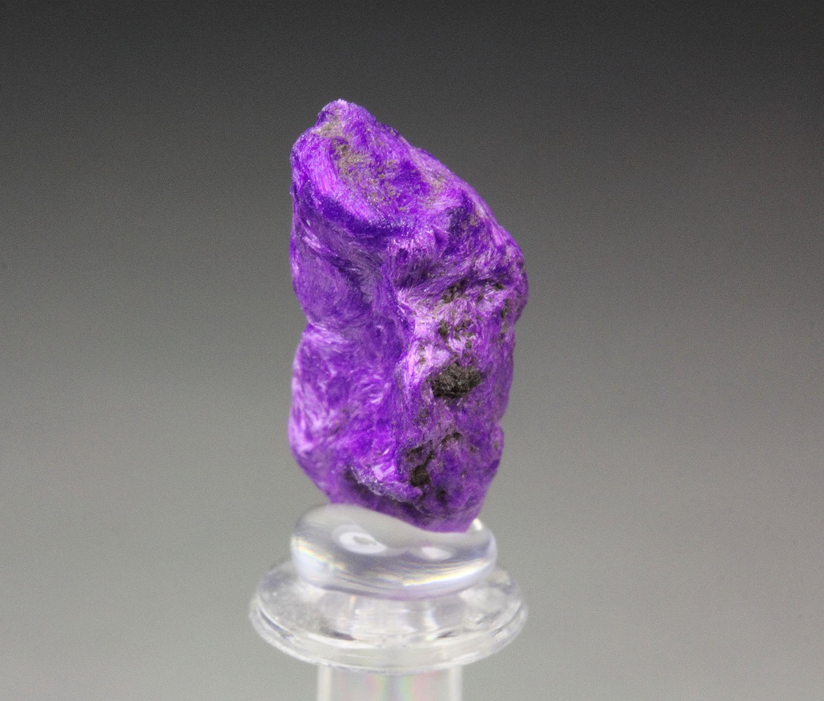 crystallized SUGILITE