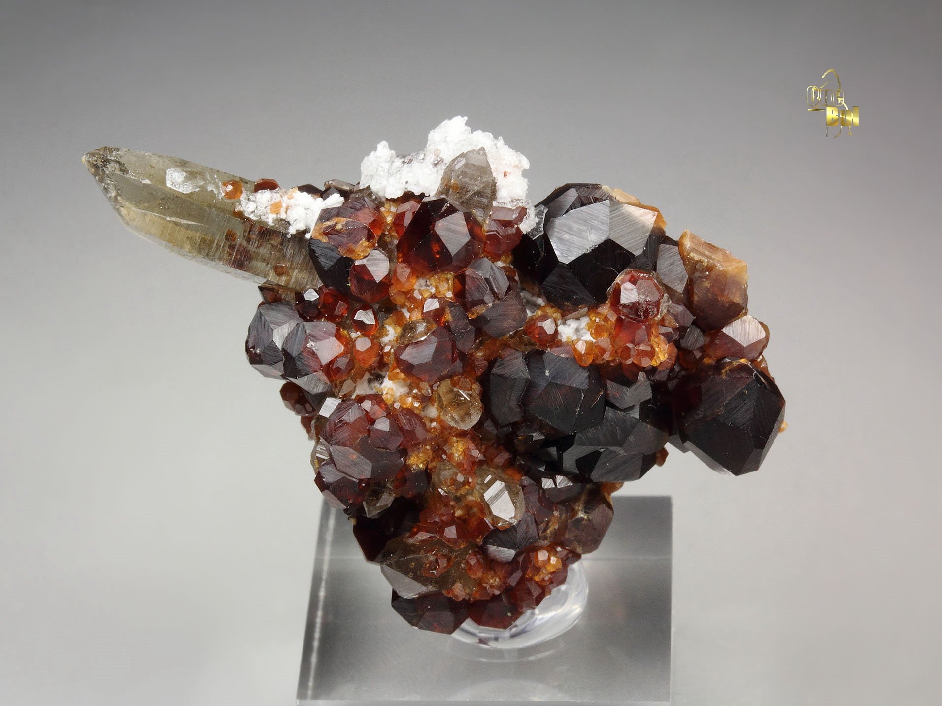 gemmy GARNET var. SPESSARTINE, QUARTZ var. SMOKY