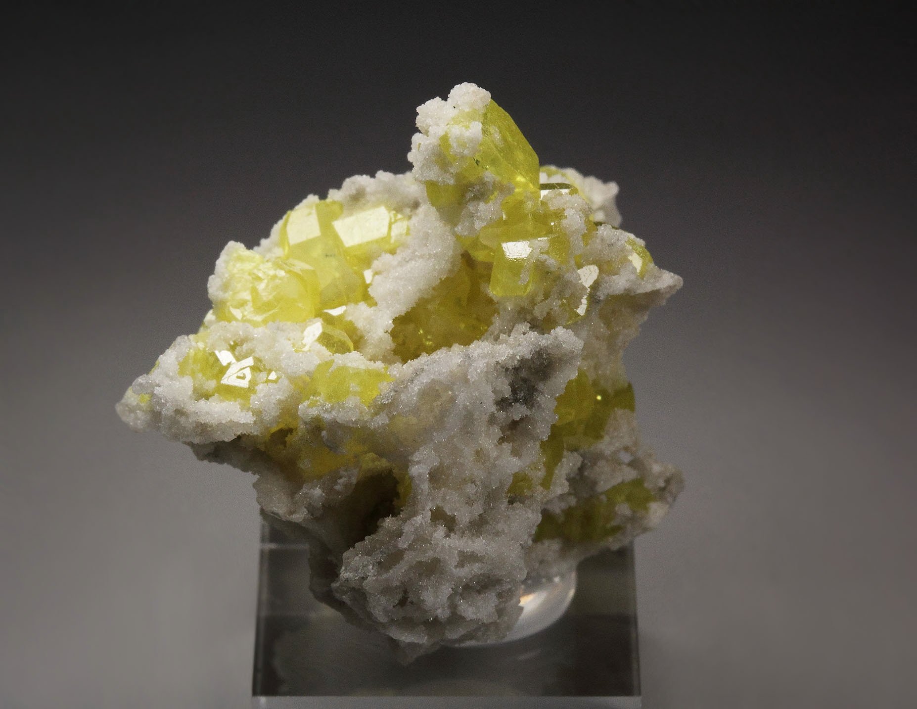 SULPHUR, ARAGONITE