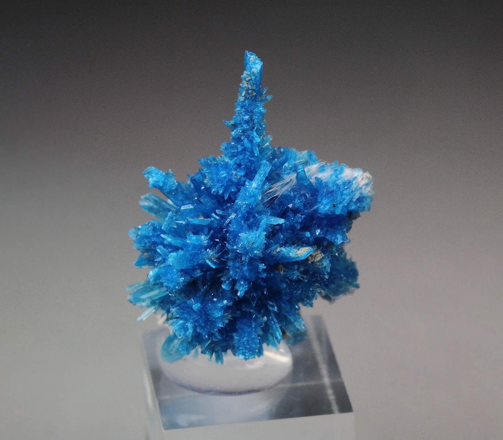 PENTAGONITE