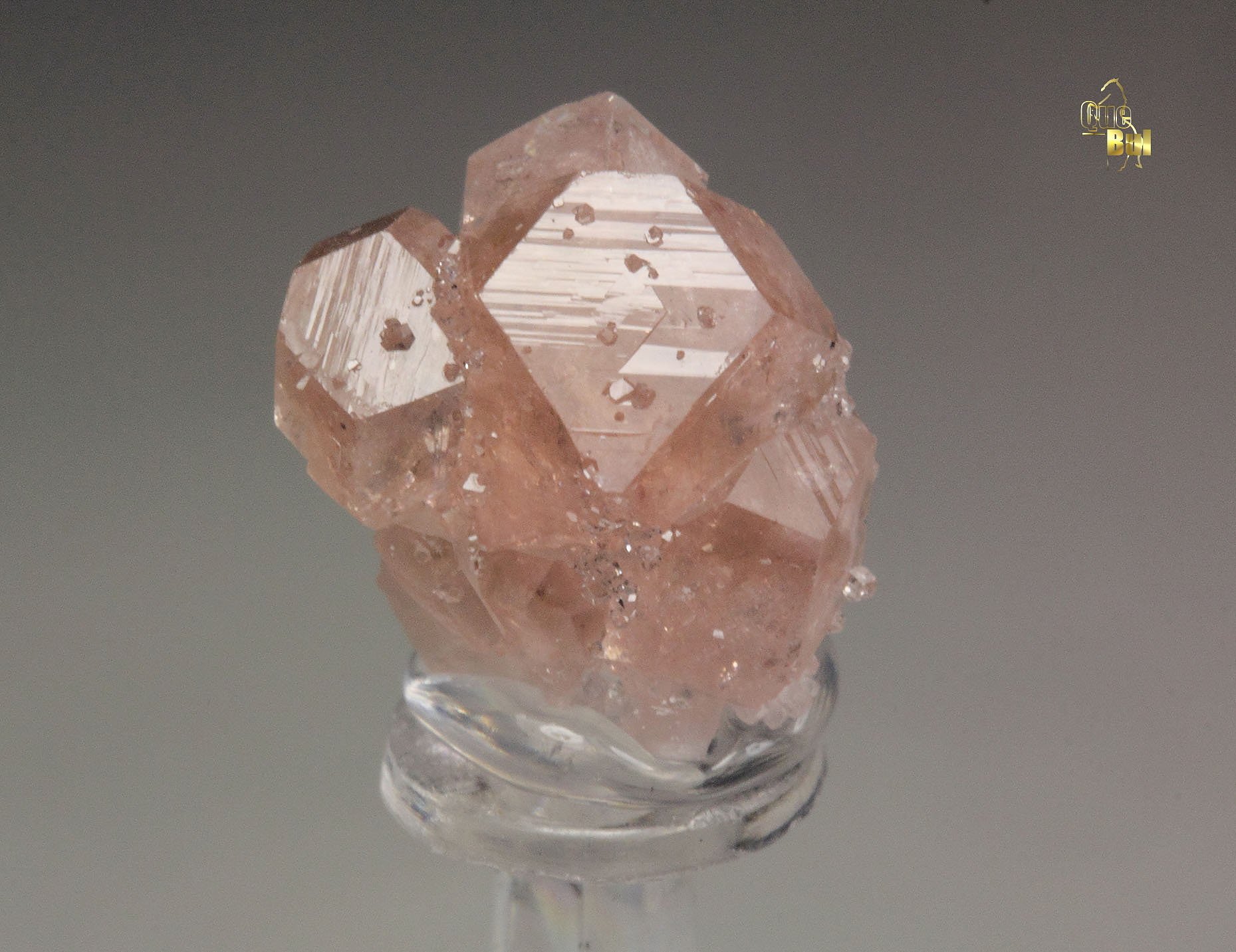 gem PINK GARNET var. GROSSULAR
