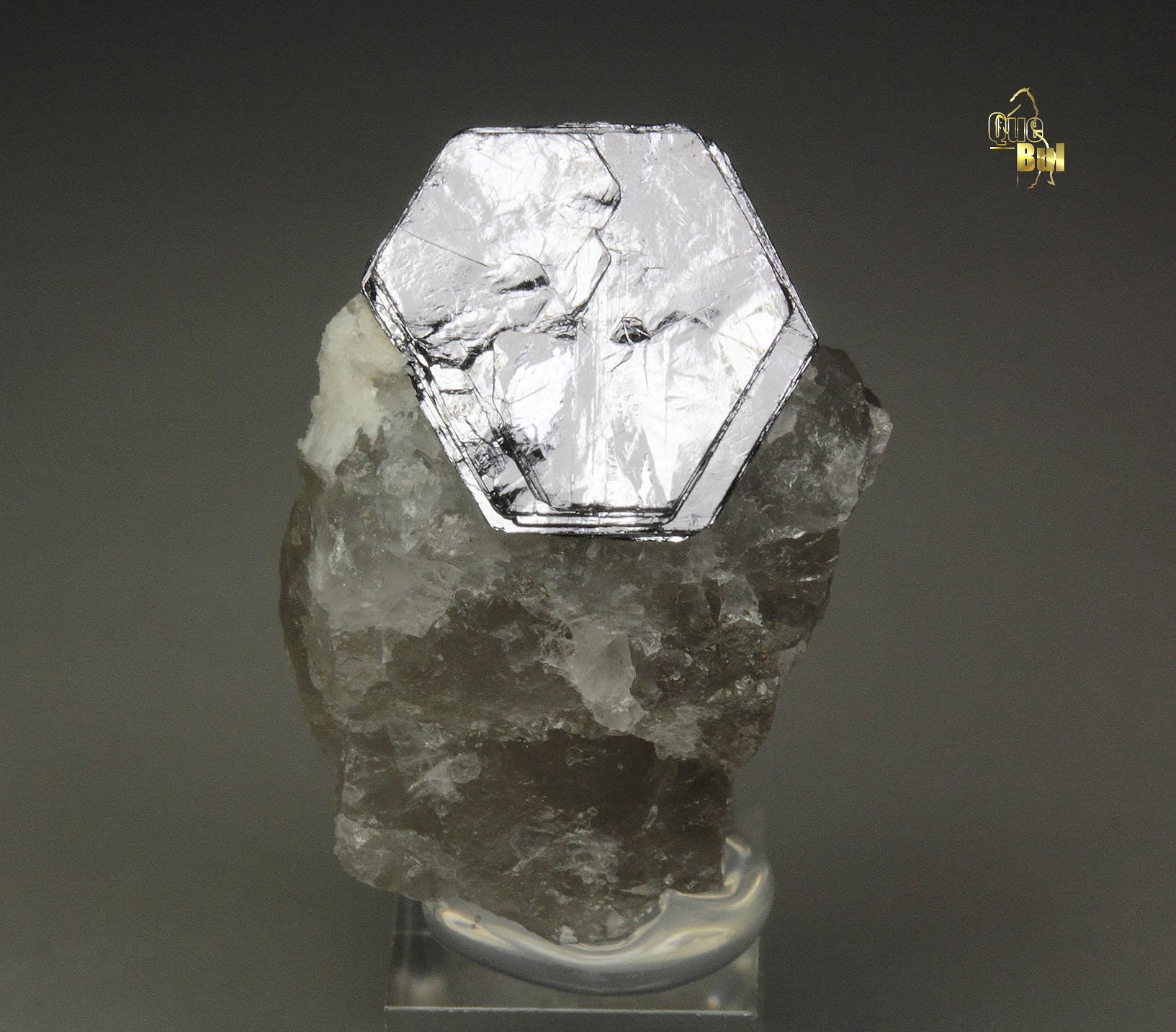 MOLYBDENITE
