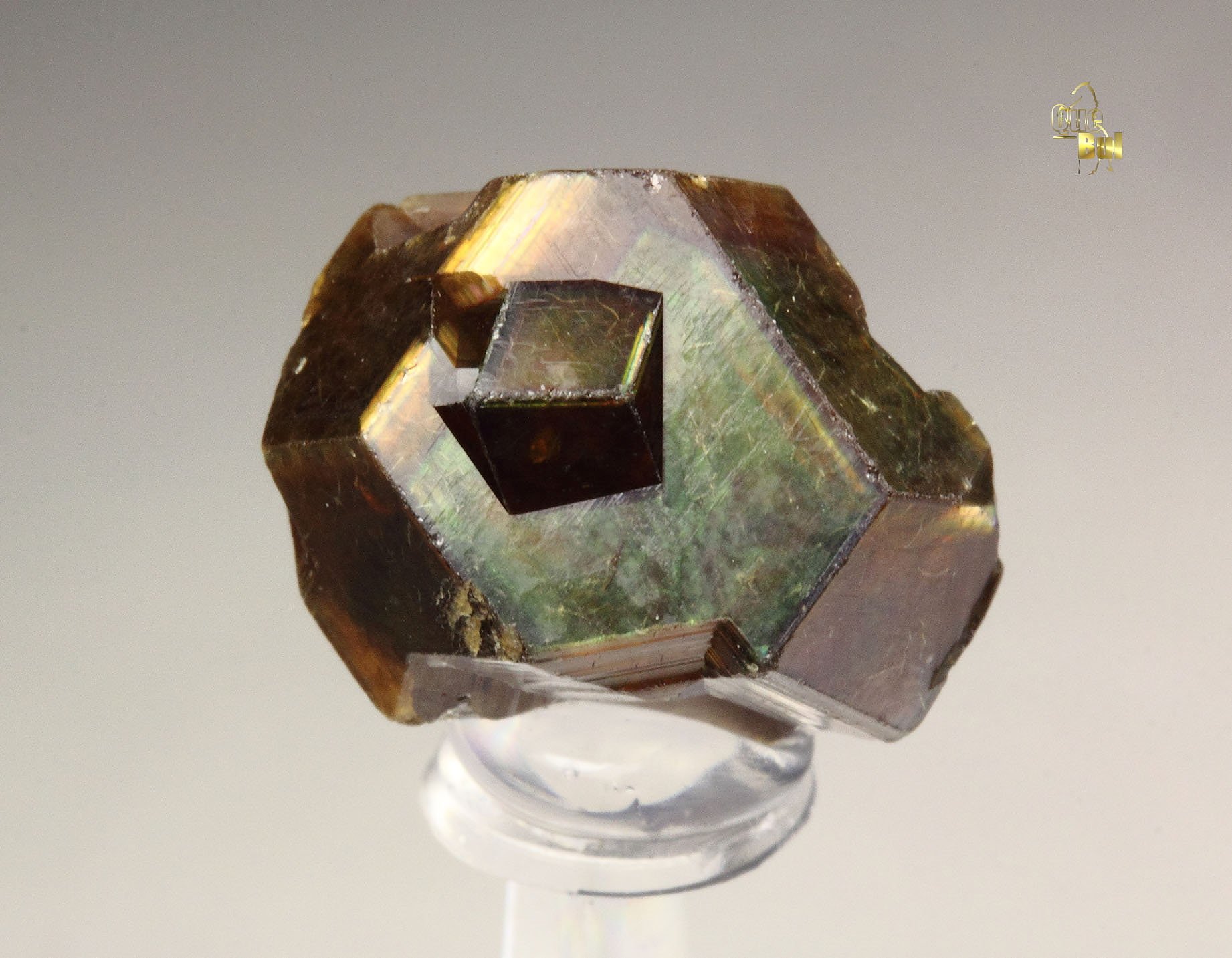 iridescent rainbow GARNET var. ANDRADITE