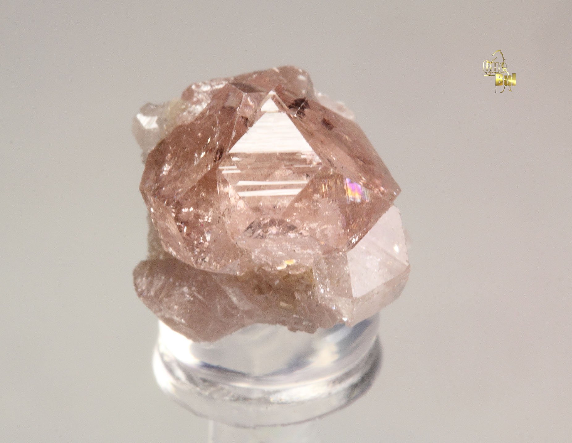 gem PINK GARNET var. GROSSULAR
