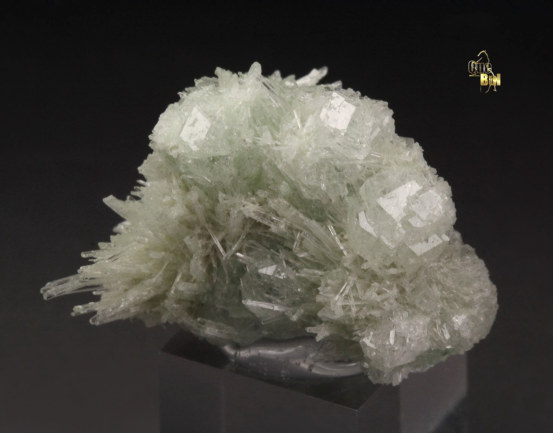 colorless gem GARNET var. GROSSULAR, DIOPSIDE
