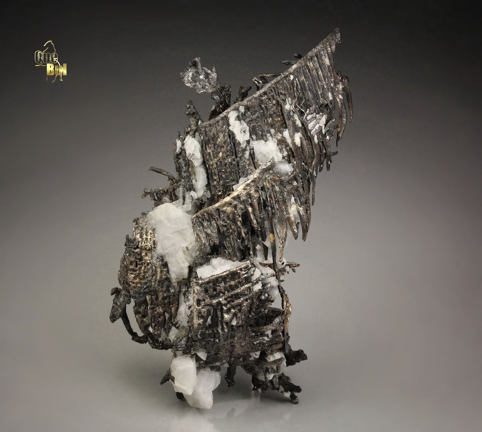 spinel-twinned SILVER, CALCITE