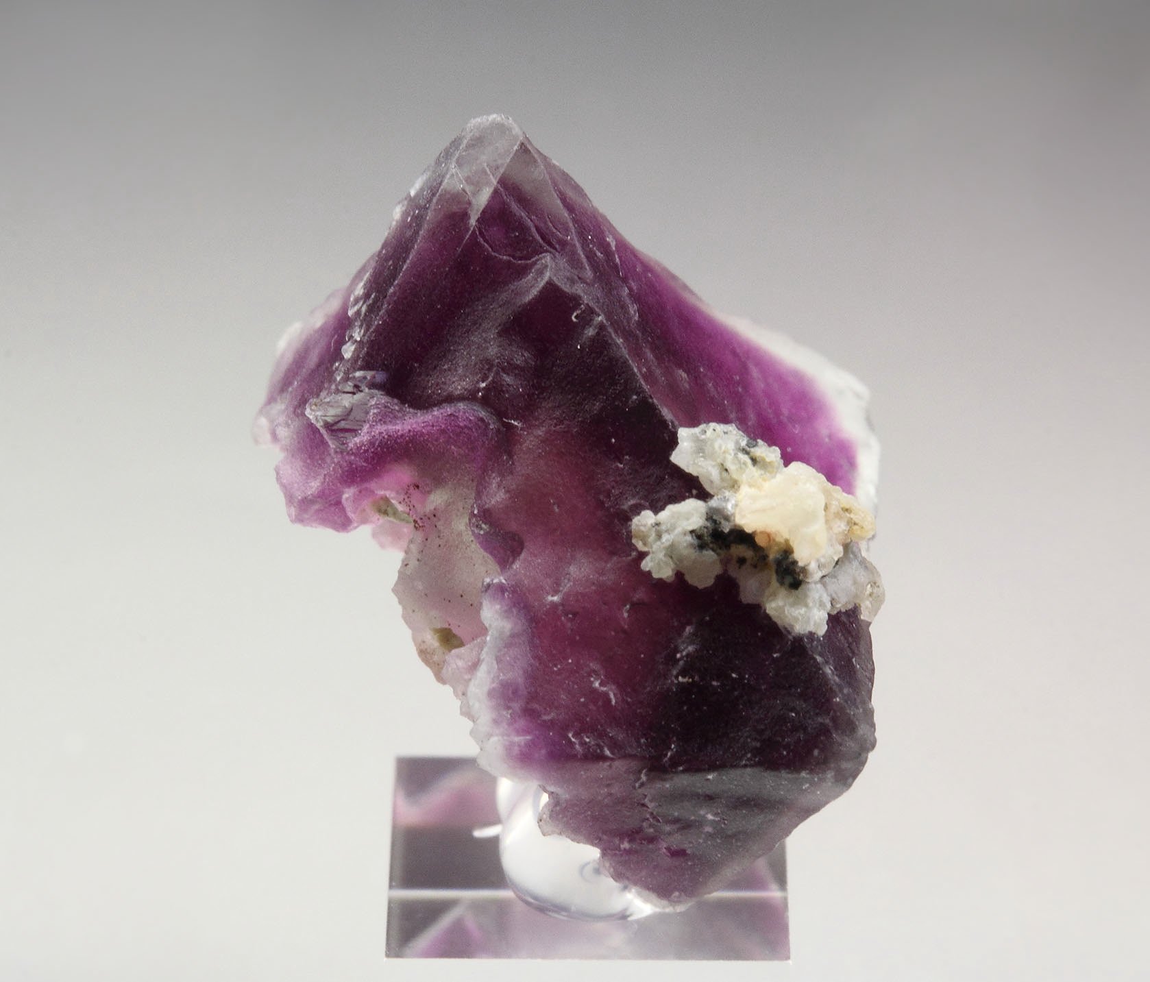 FLUORITE with PHANTOMS
