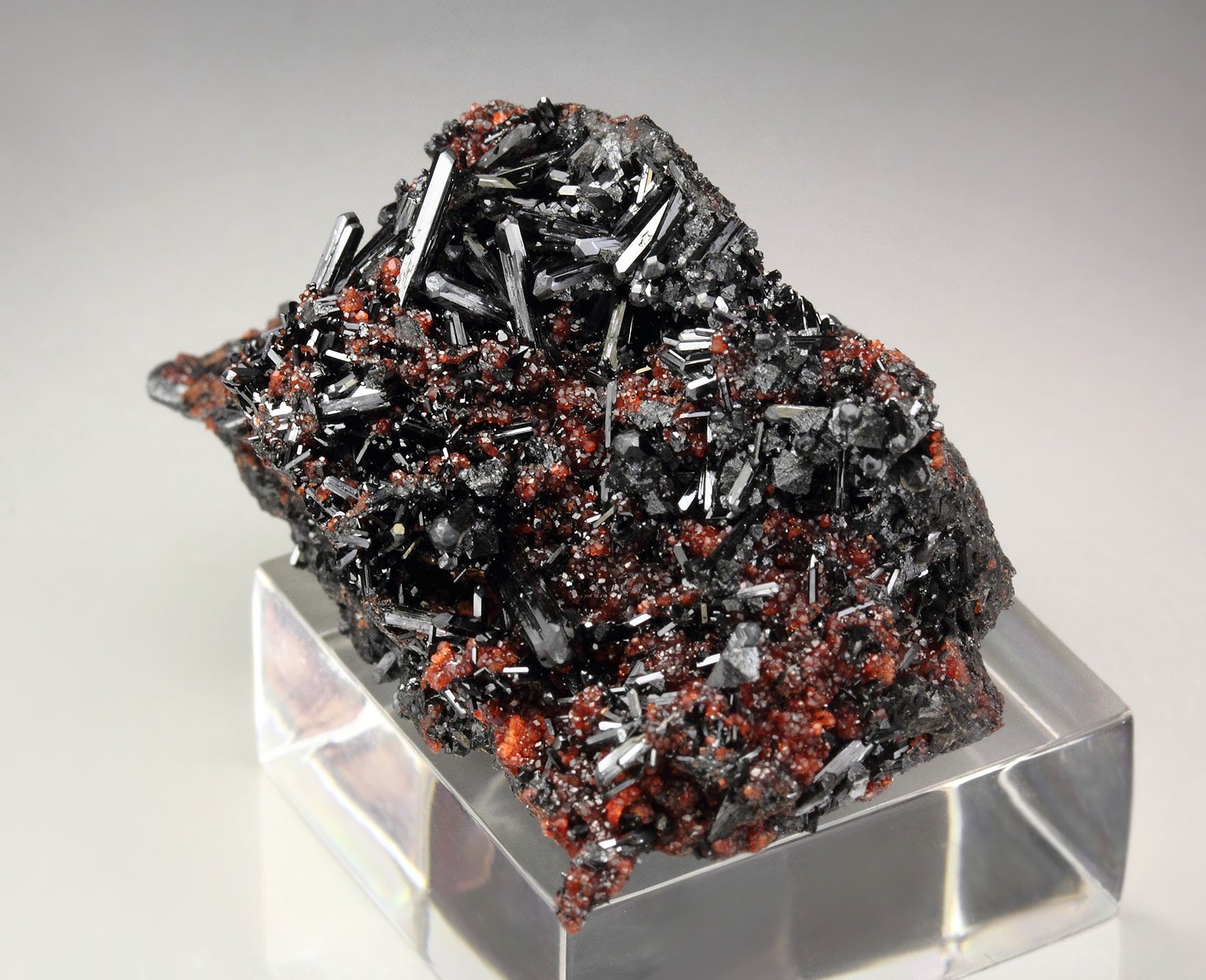 GAUDEFROYITE, GARNET var. ANDRADITE