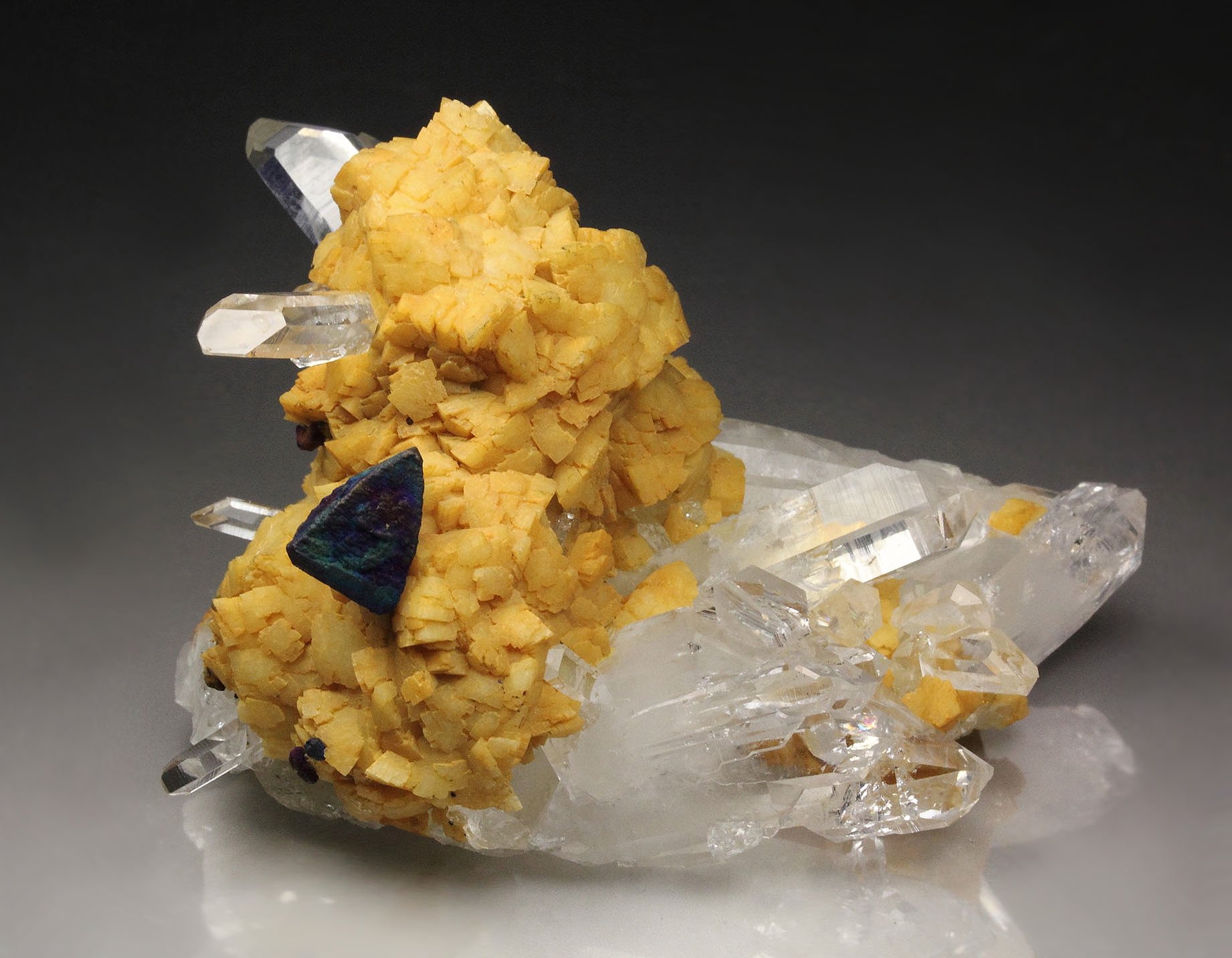 QUARTZ,  CHALCOPYRITE, DOLOMITE