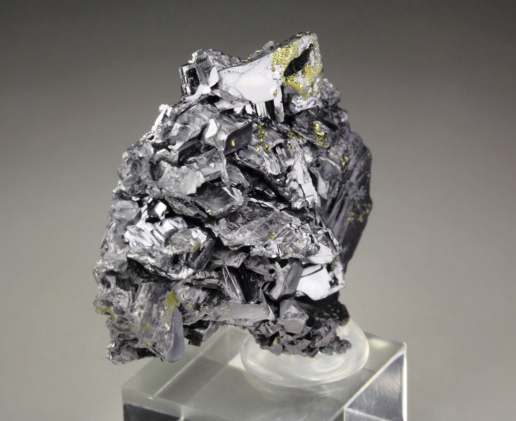 skeletal GALENA