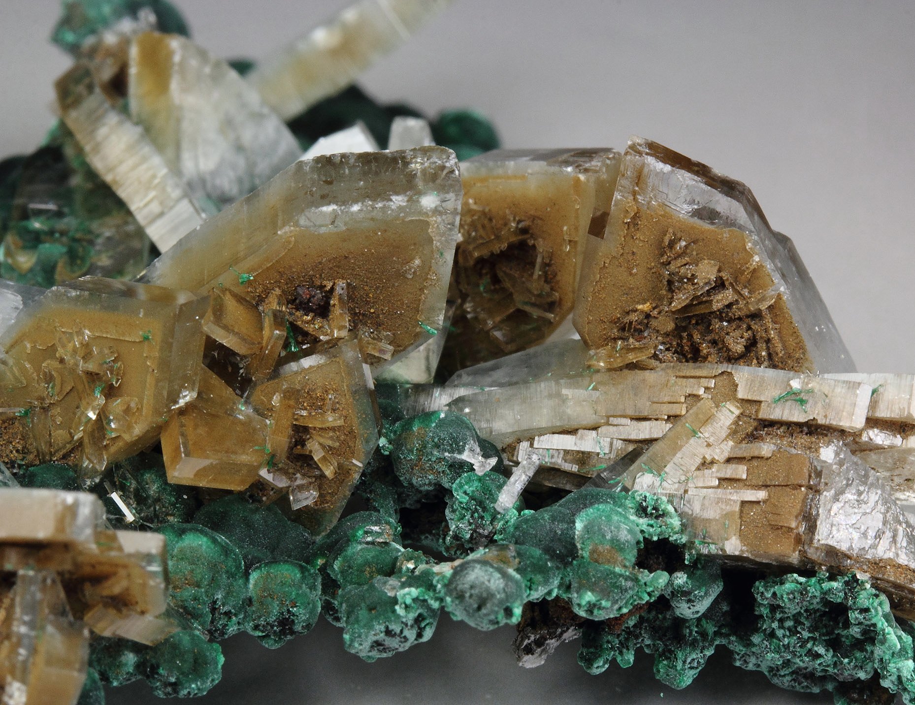 BARYTE, MALACHITE
