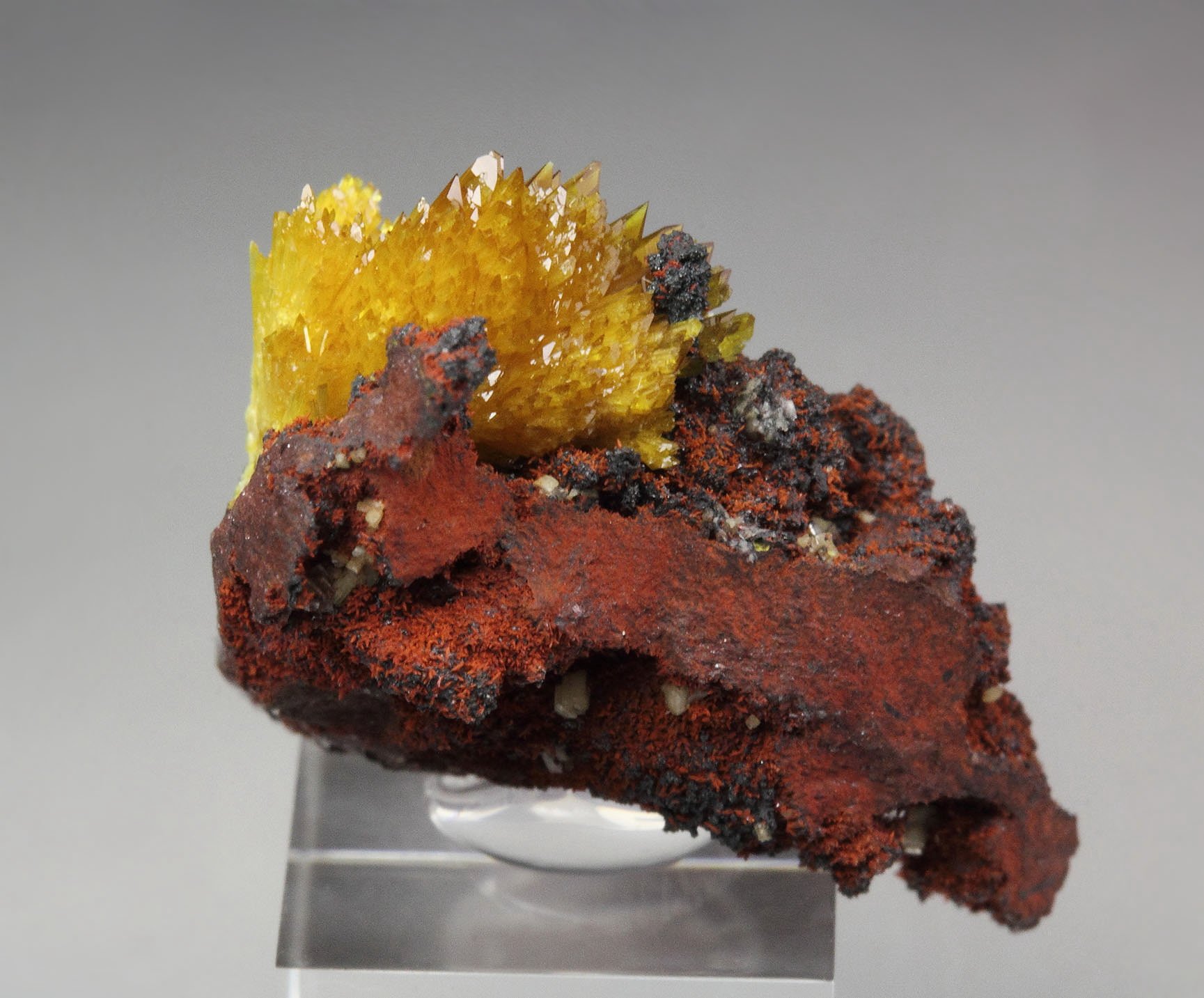 LEGRANDITE