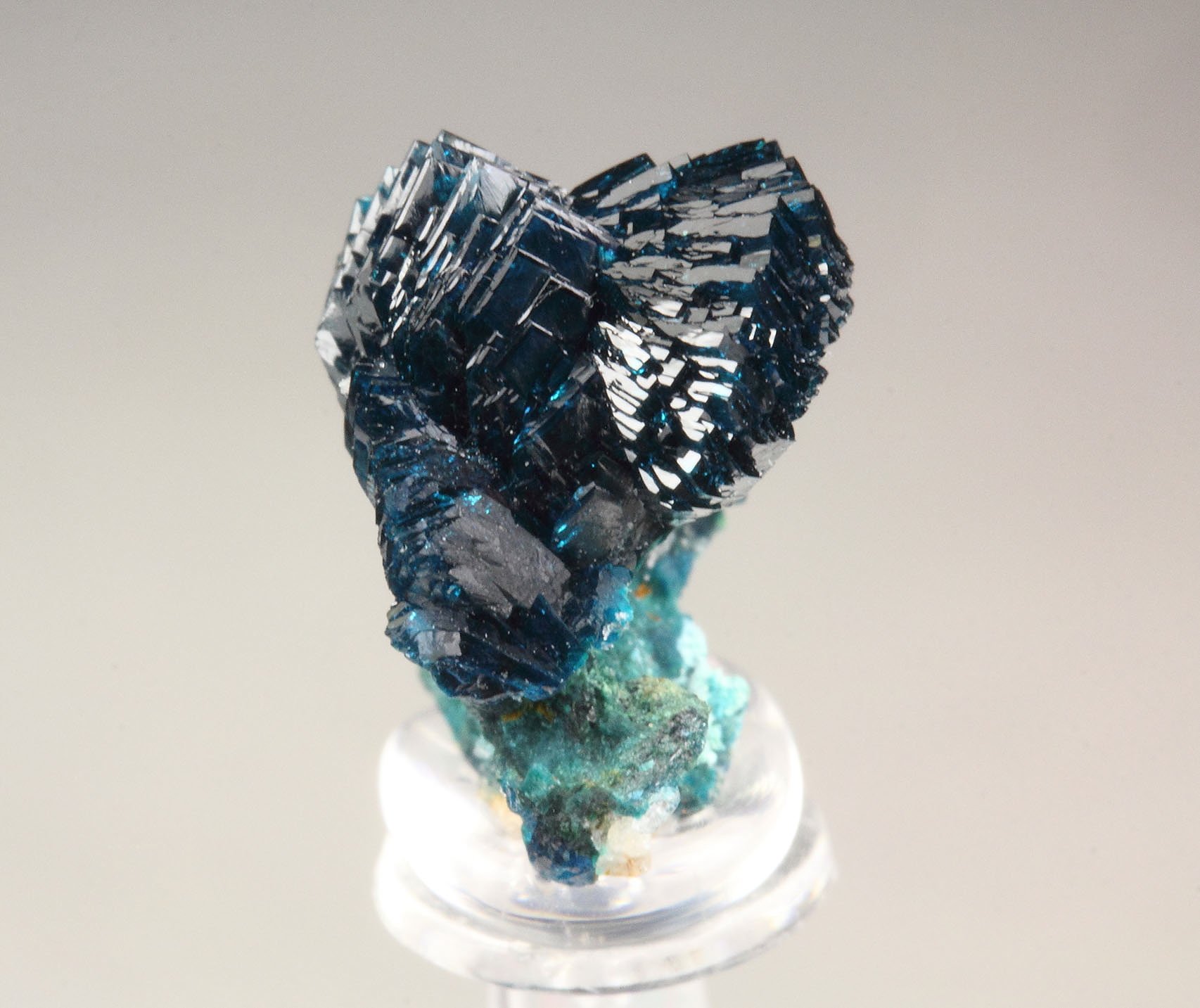 VESZELYITE