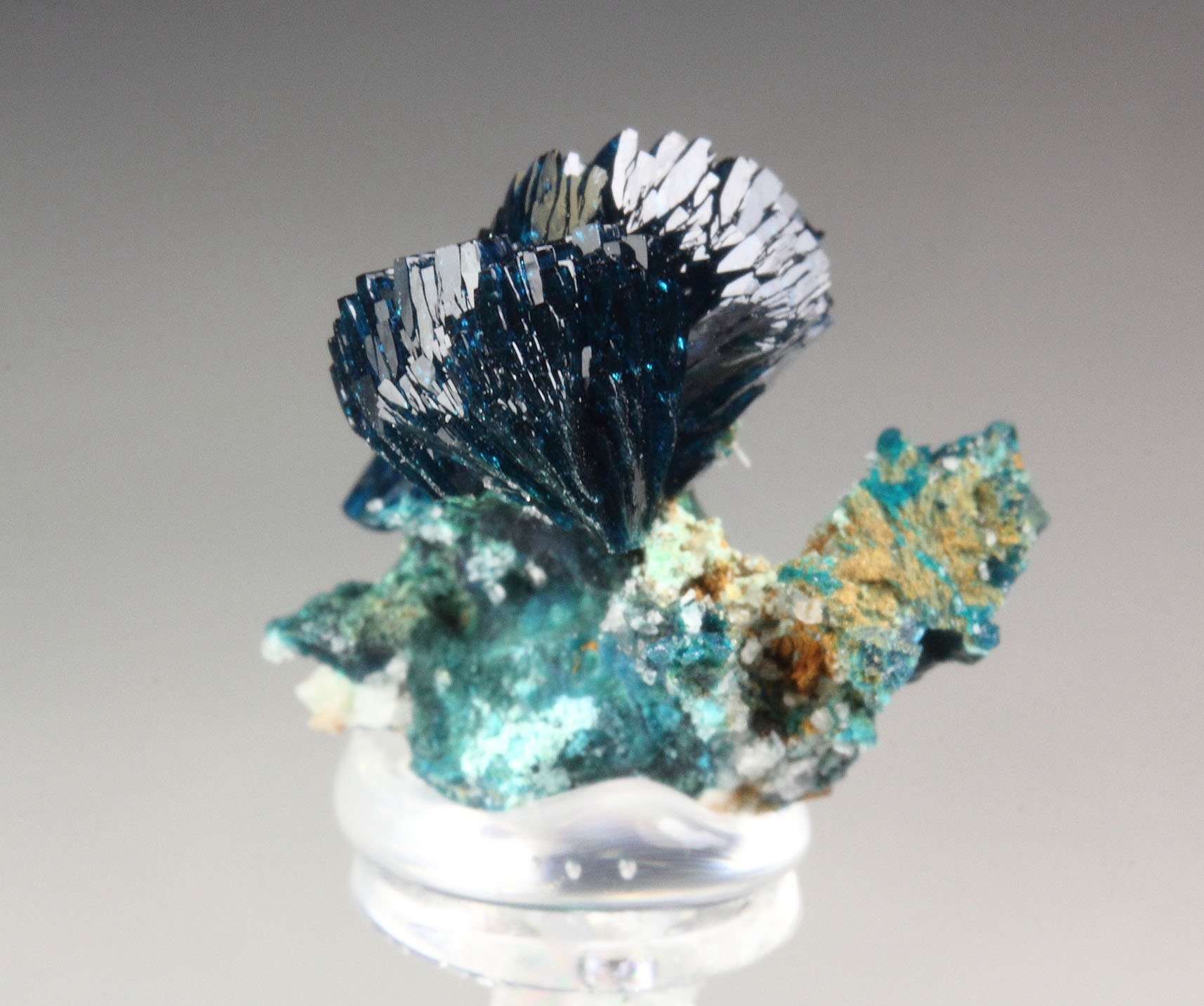 VESZELYITE