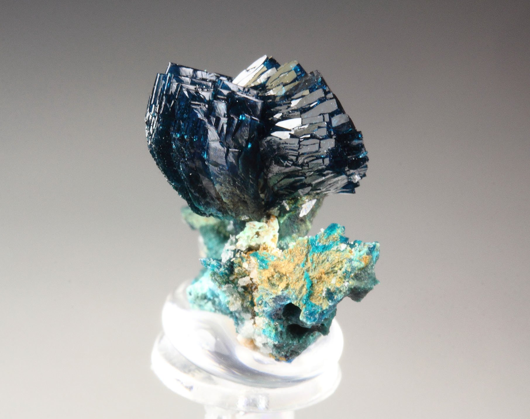 VESZELYITE