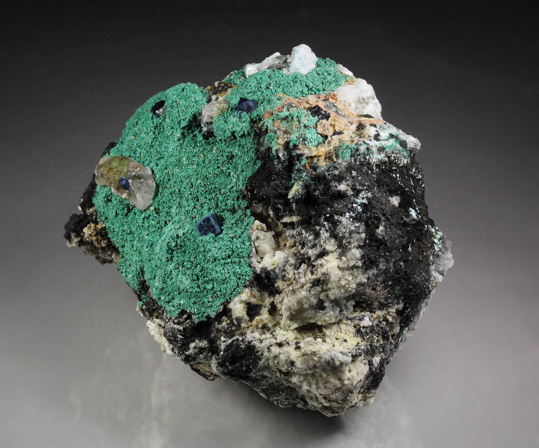 BOLEITE, PARATACAMITE, GYPSUM