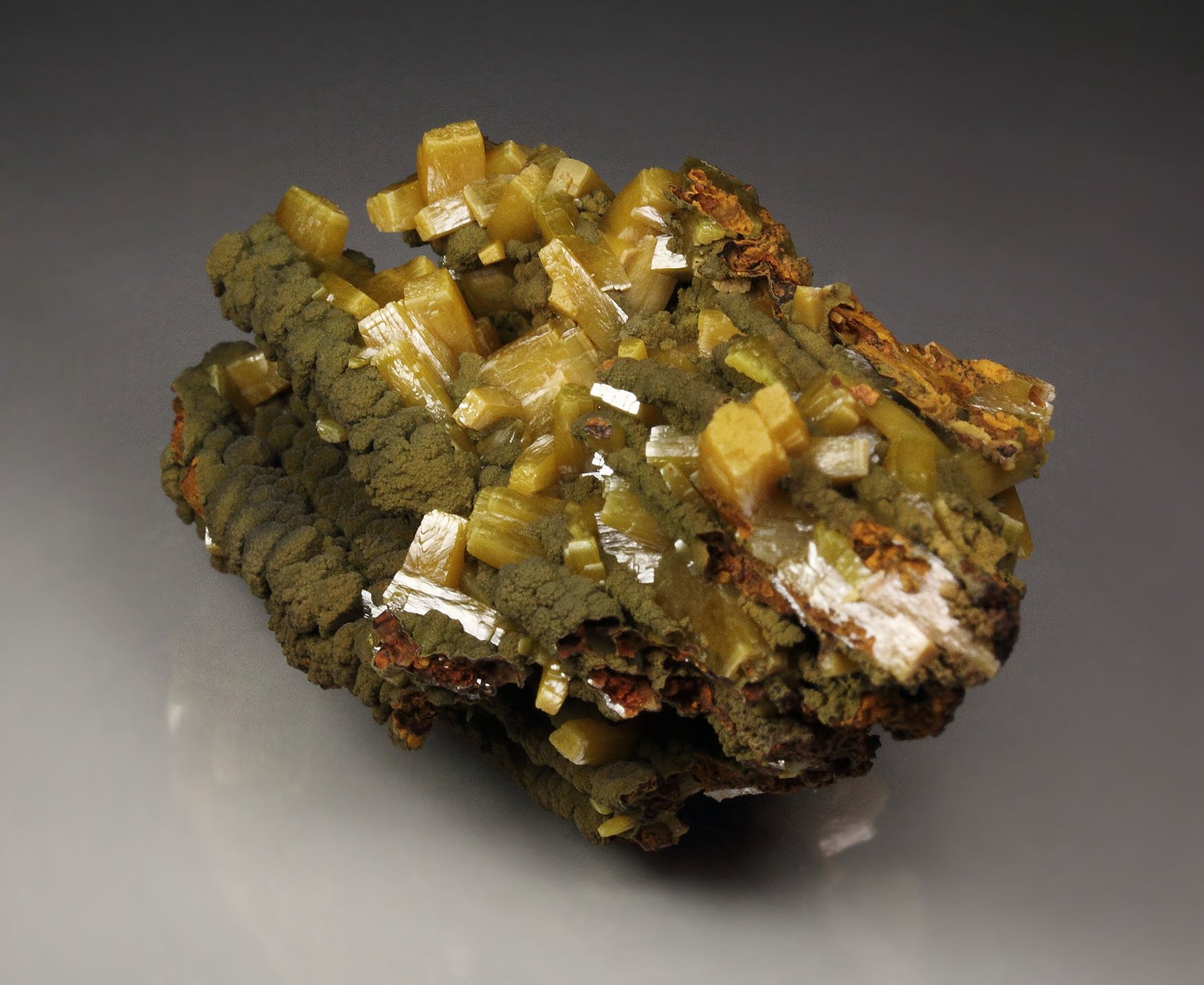 WULFENITE, MOTTRAMITE