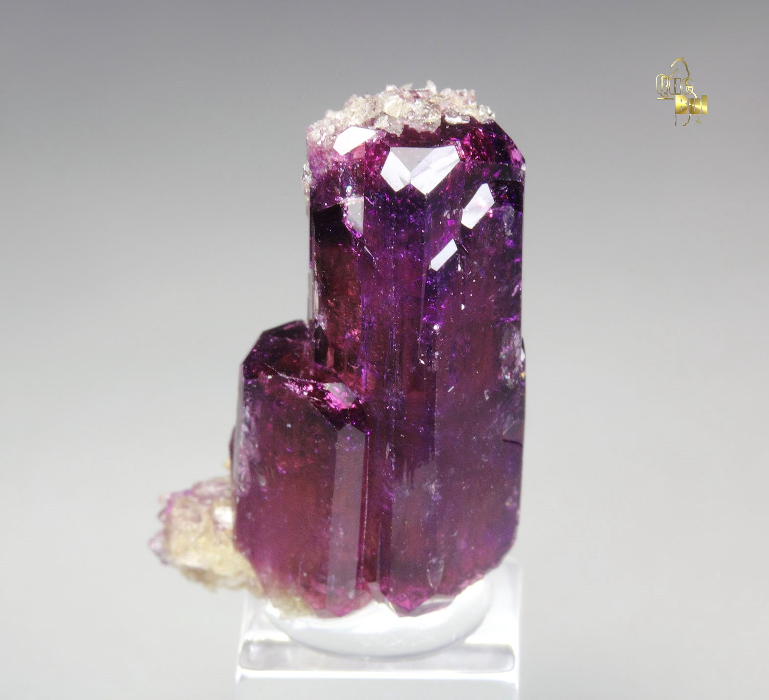 gem VESUVIANITE var. MANGANOAN, GARNET var. GROSSULAR