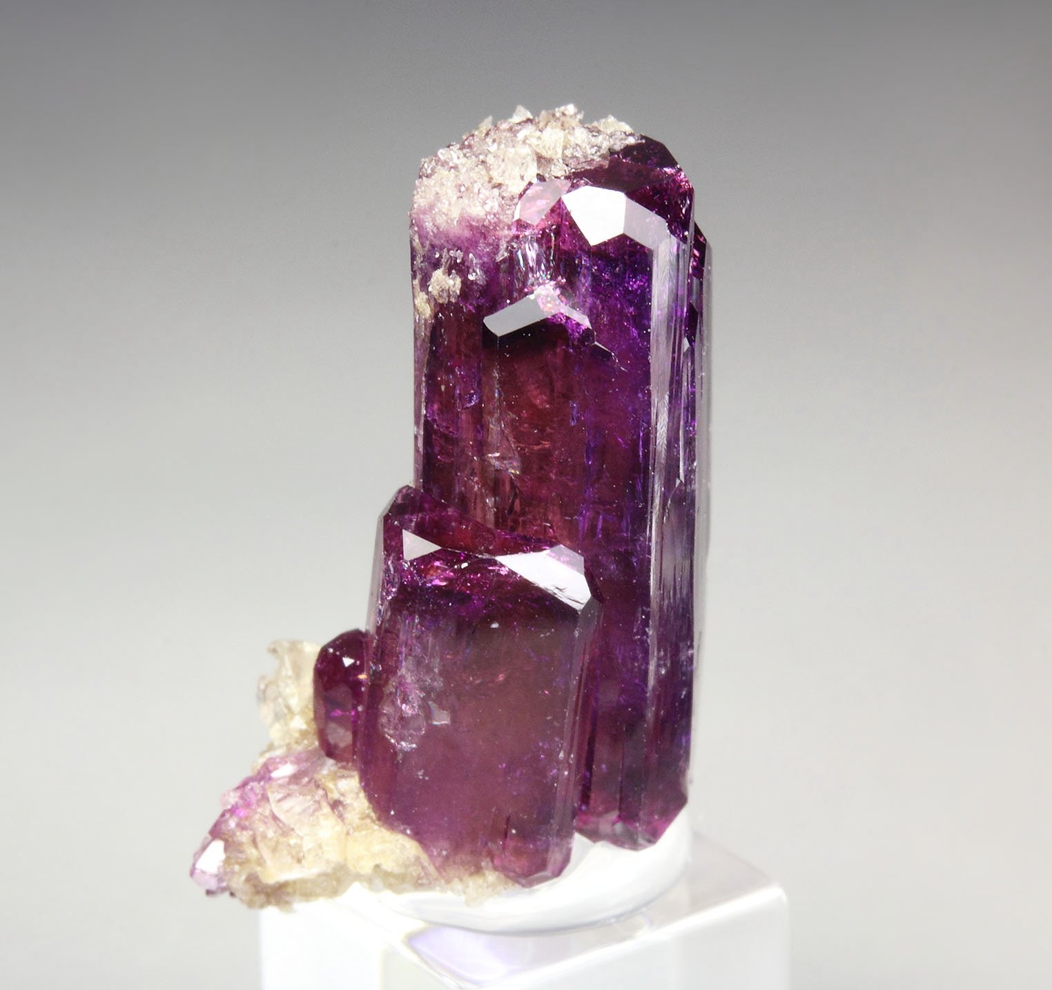gem VESUVIANITE var. MANGANOAN, GARNET var. GROSSULAR