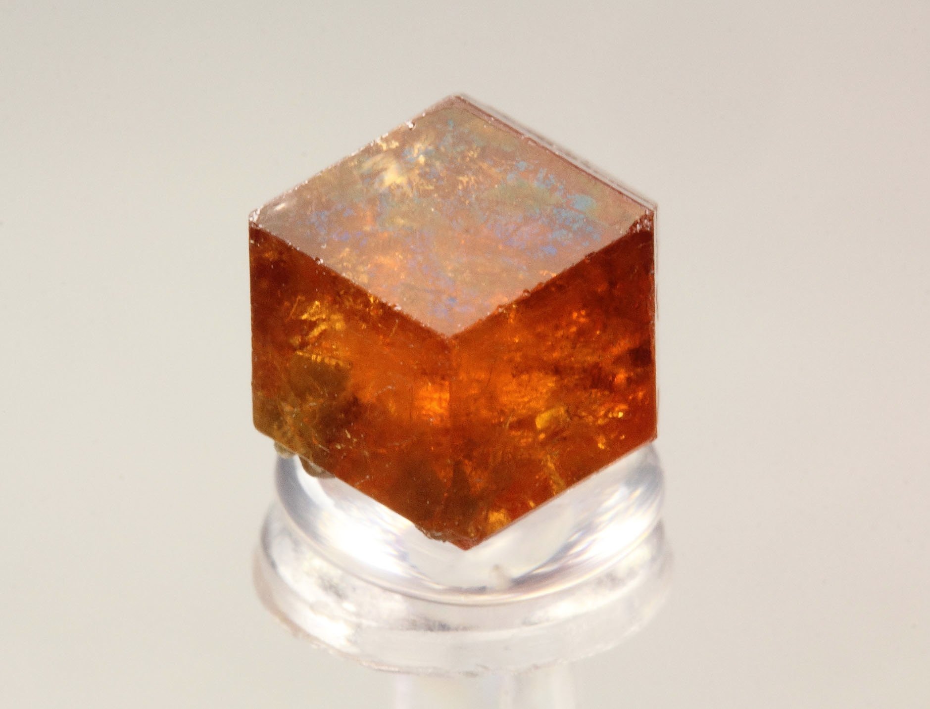 gem GARNET var. GROSSULAR