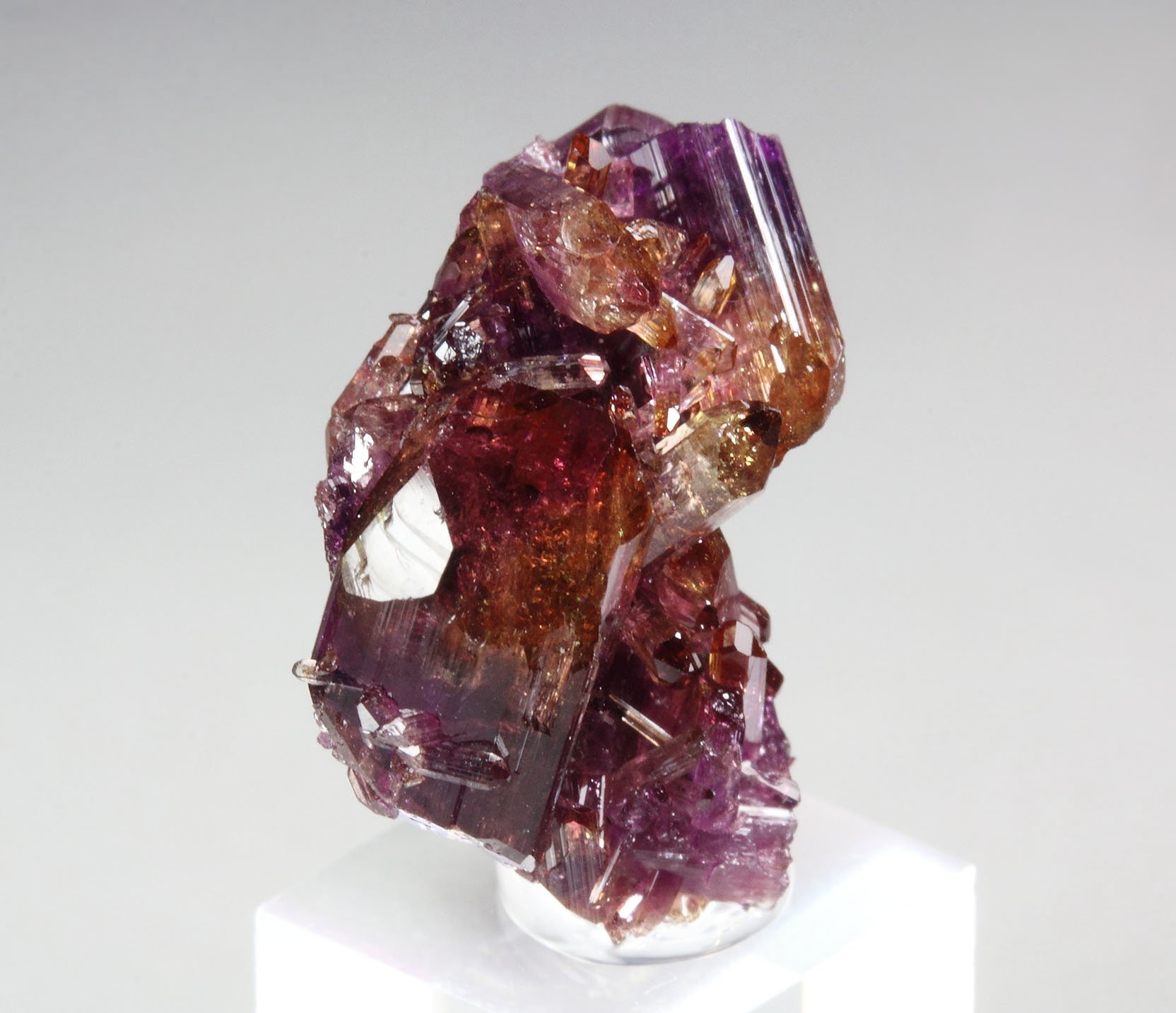 gem VESUVIANITE multicolor