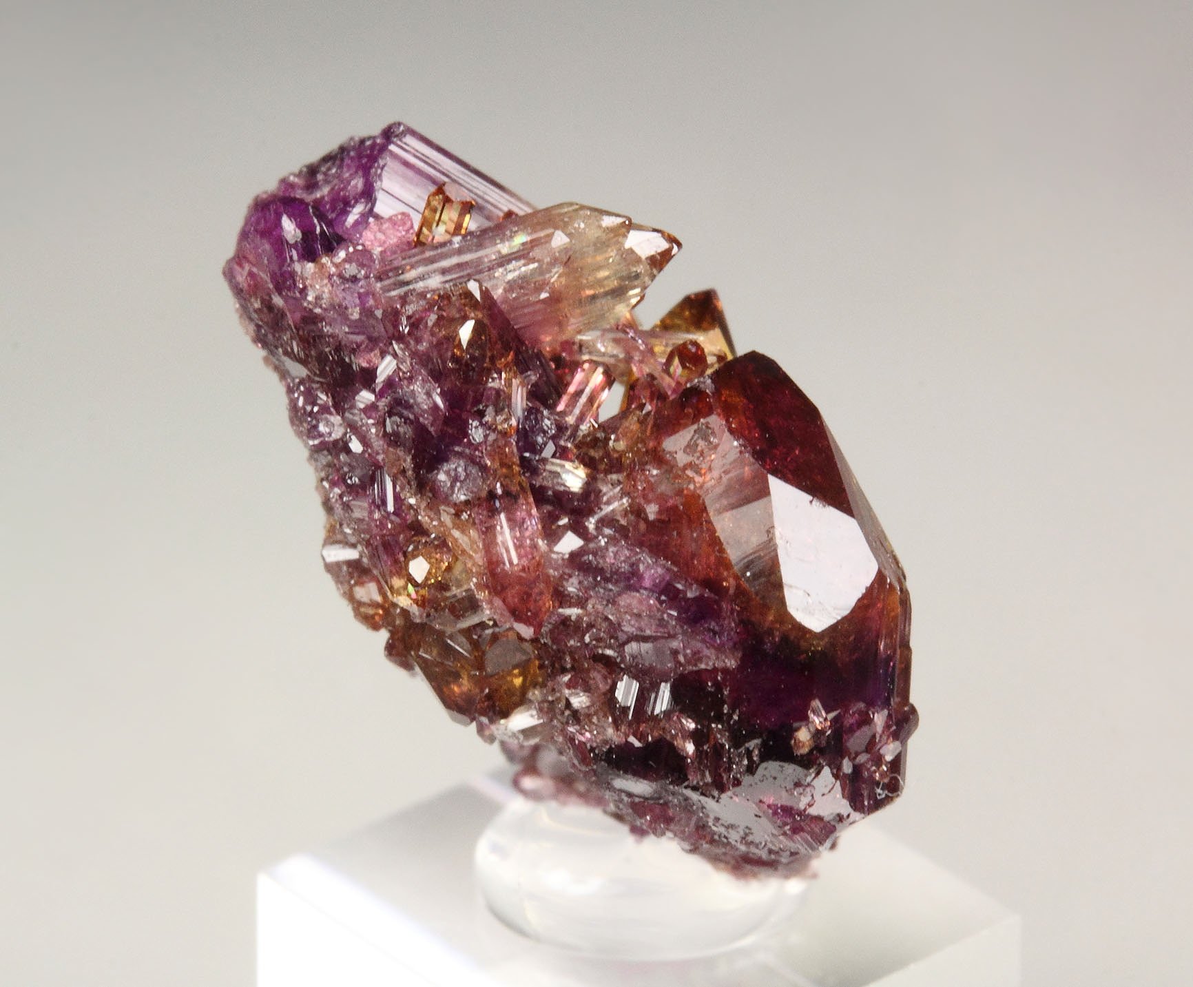 gem VESUVIANITE multicolor
