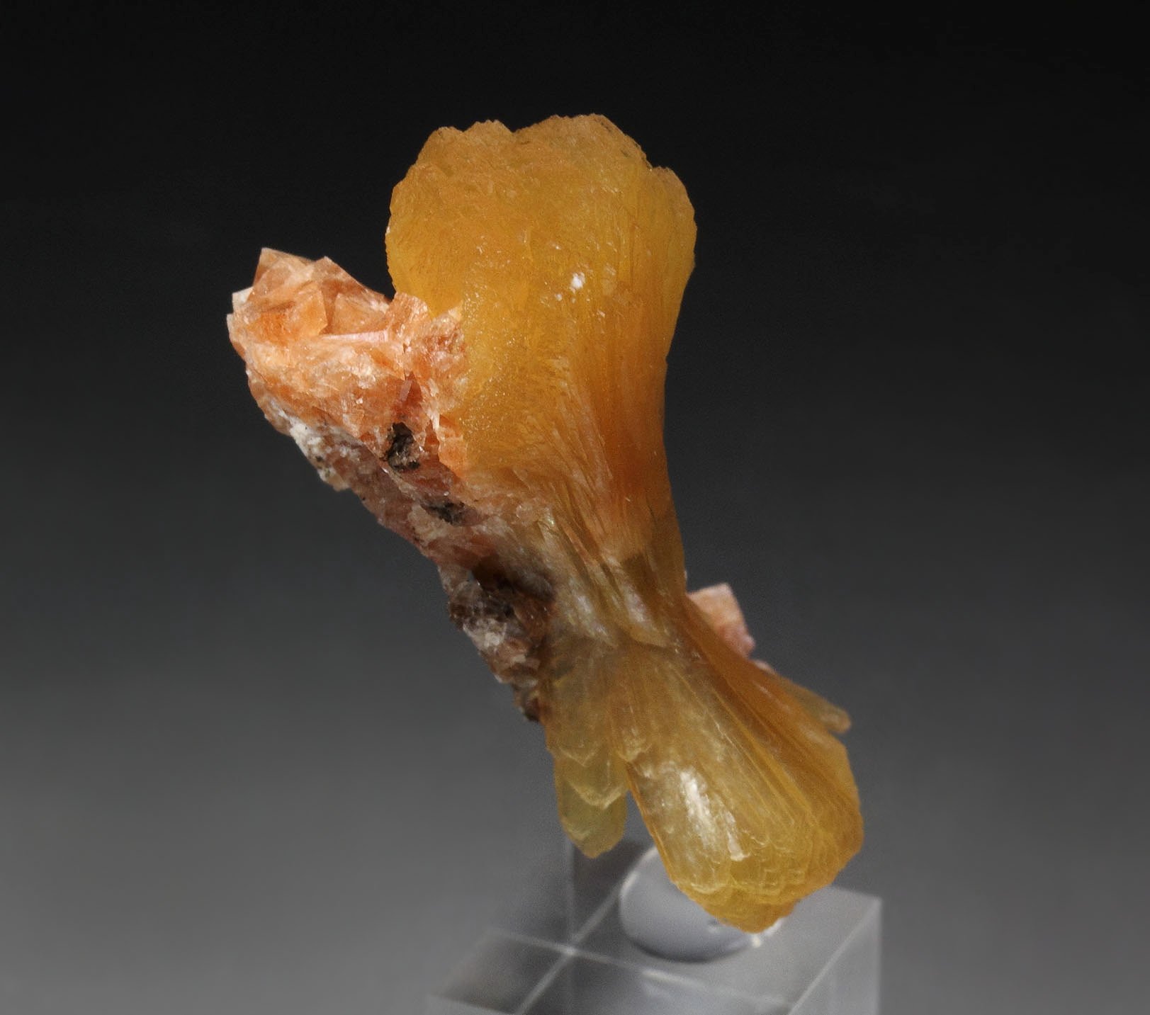 STILBITE, CHABAZITE