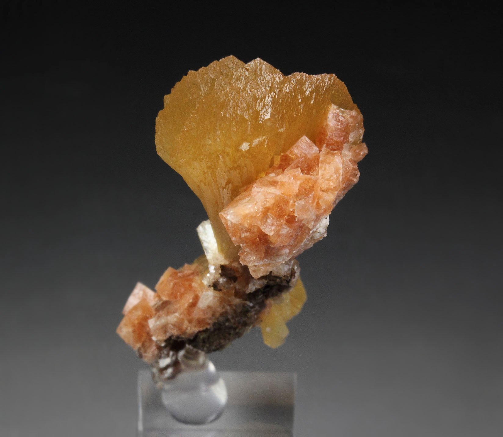 STILBITE, CHABAZITE